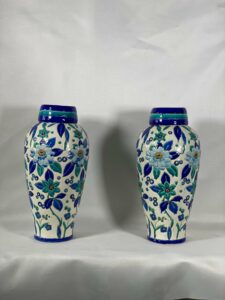 Catteau grande paire de vases en céramique
