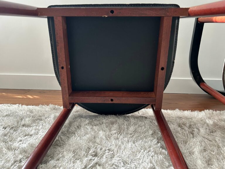 Paire de fauteuils en teck 1960