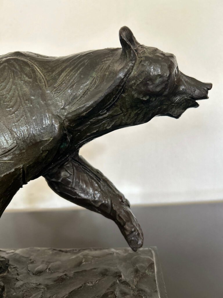 - Ours en Marche- patine verte - art déco