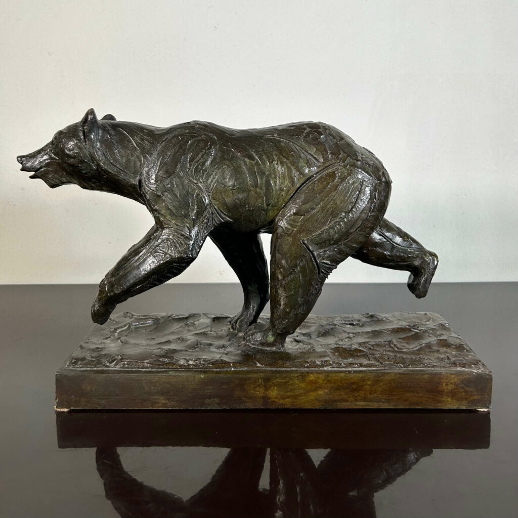 Raymond Demeester, Ours en marche - Bronze patine verte - Art Déco
