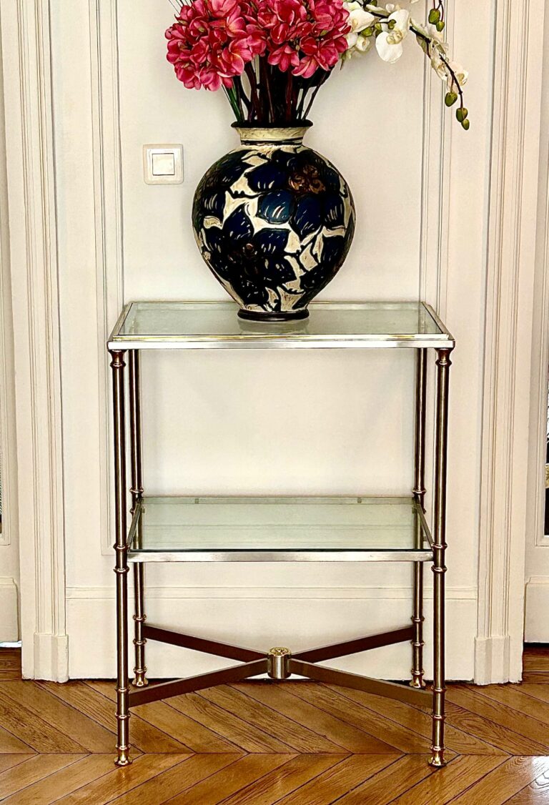 Etagère Orlandi, style Néoclassique, acier chromé et laiton, XXème